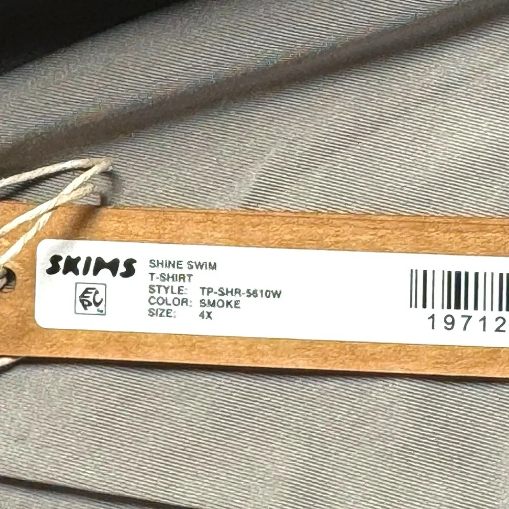 NWT SKIMS Women's Shine Swim T-Shirt in Smoke |‎ Sz 4X Plus Size